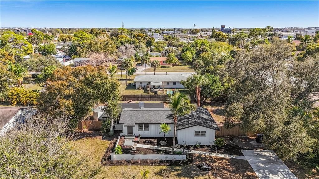 3843 Marvaez St, Fort Myers, FL 33901 Photo