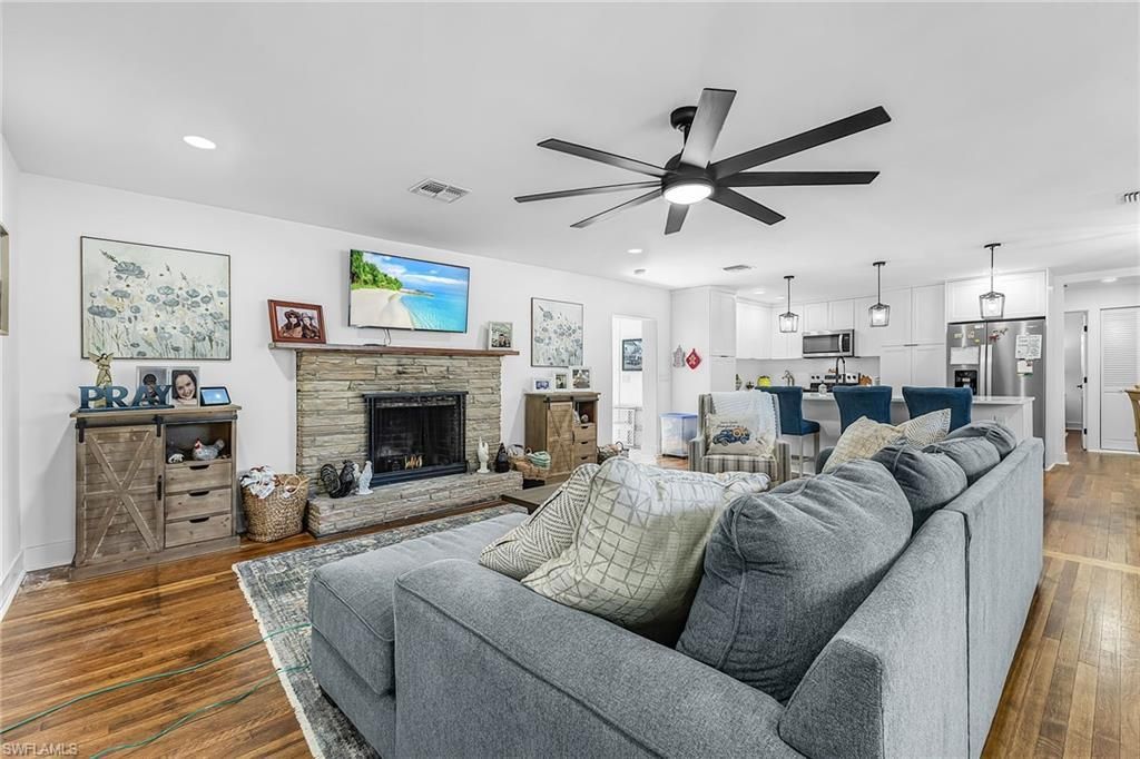 3843 Marvaez St, Fort Myers, FL 33901 Photo