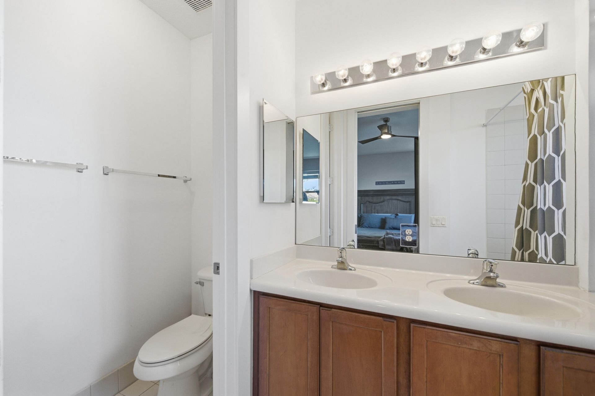 1725 Carvelle Drive, Riviera Beach, FL 33404 Photo