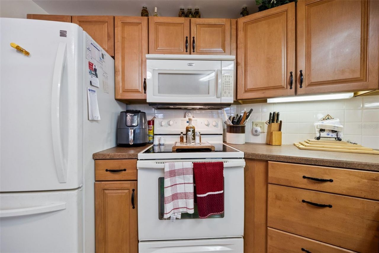 121 Bonnie Drive, Auburndale, FL 33823 Photo