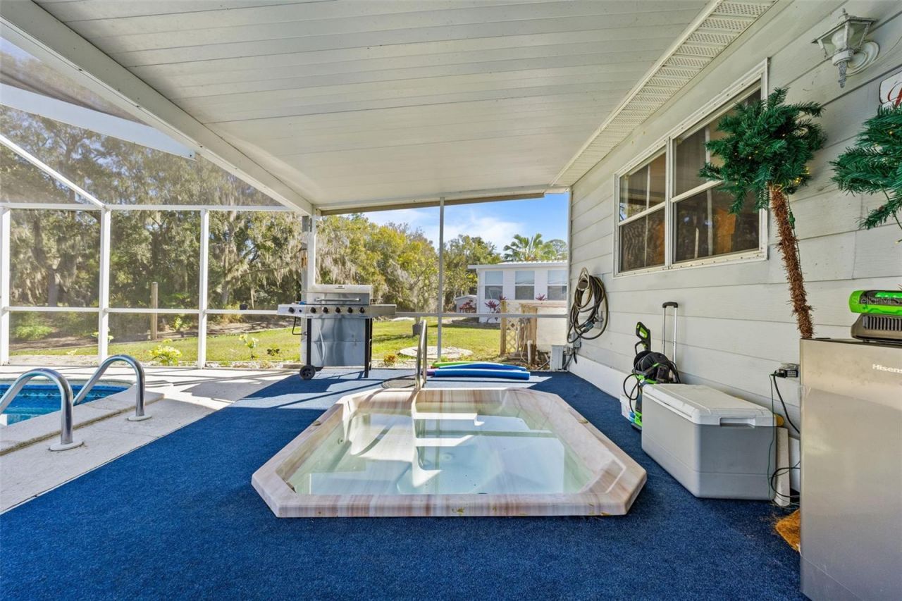 121 Bonnie Drive, Auburndale, FL 33823 Photo