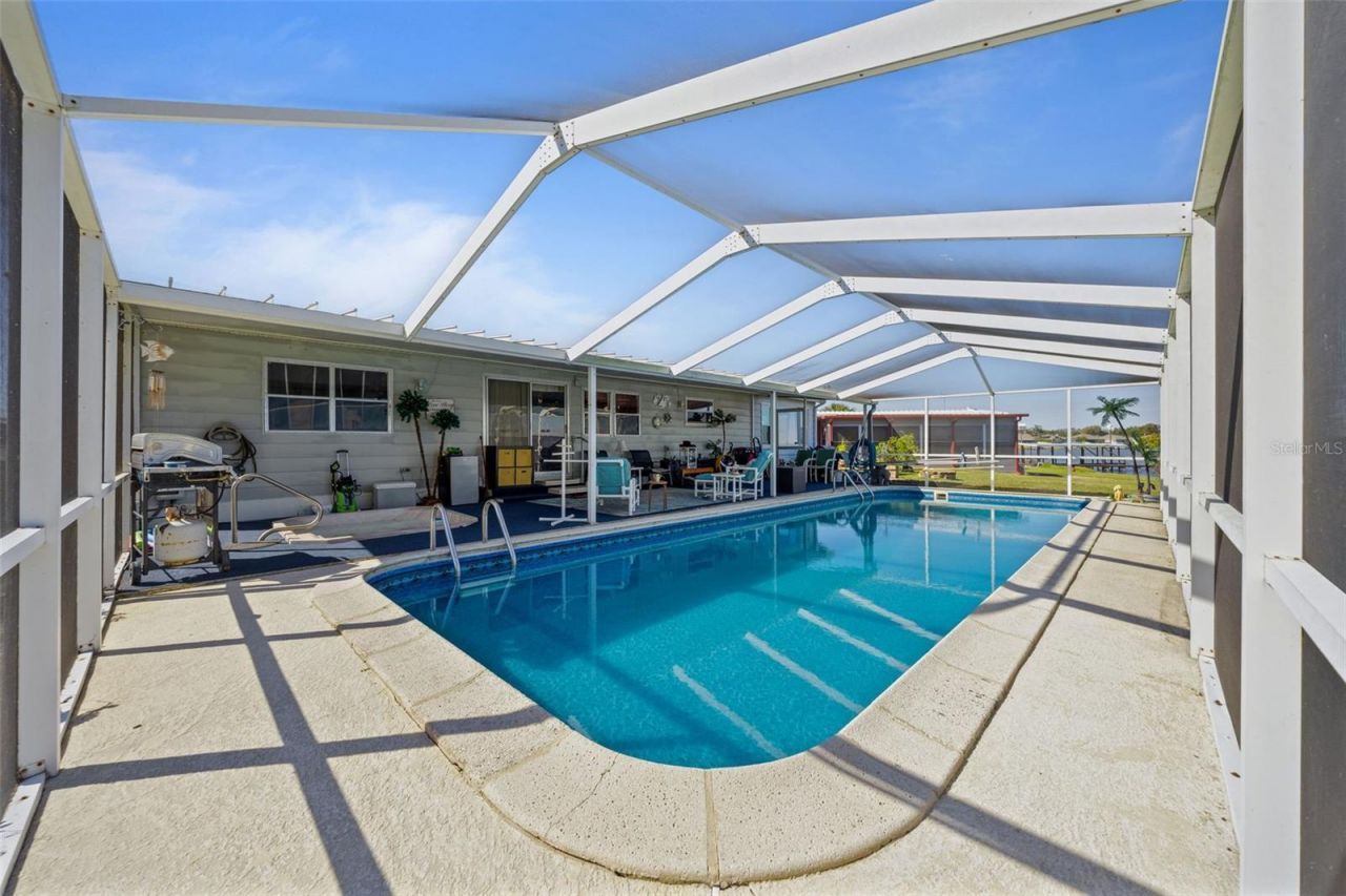 121 Bonnie Drive, Auburndale, FL 33823 Photo