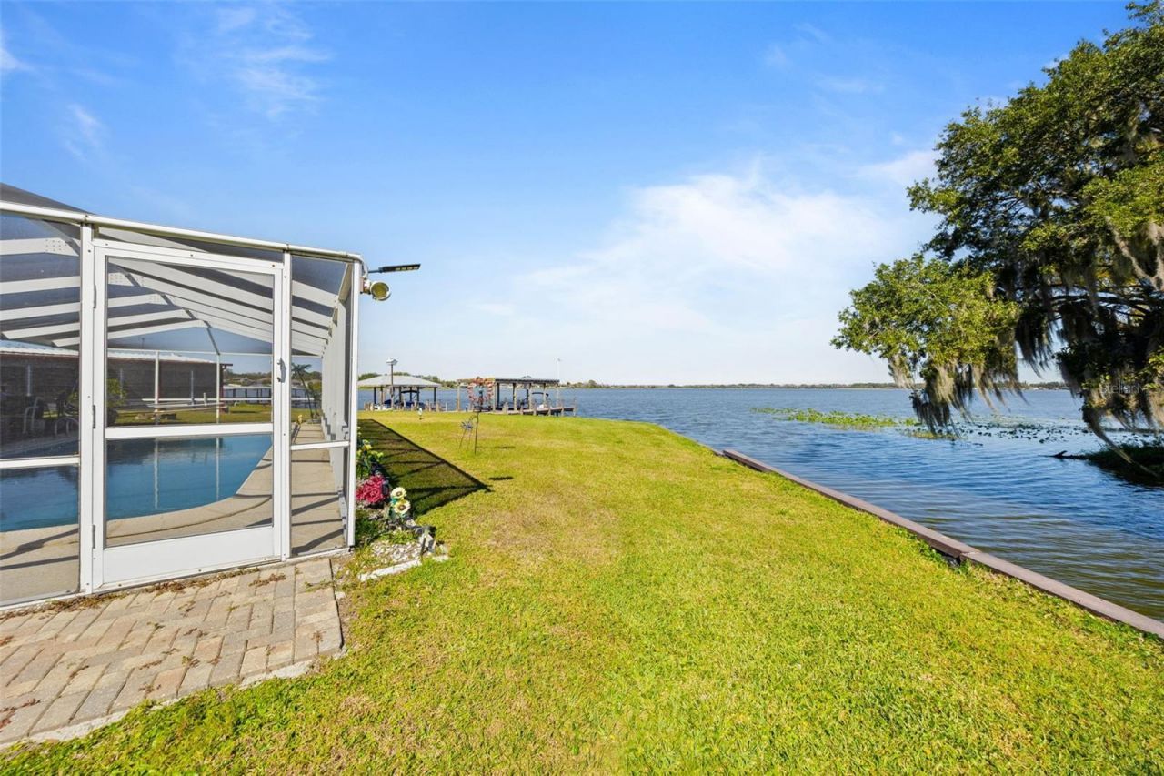 121 Bonnie Drive, Auburndale, FL 33823 Photo