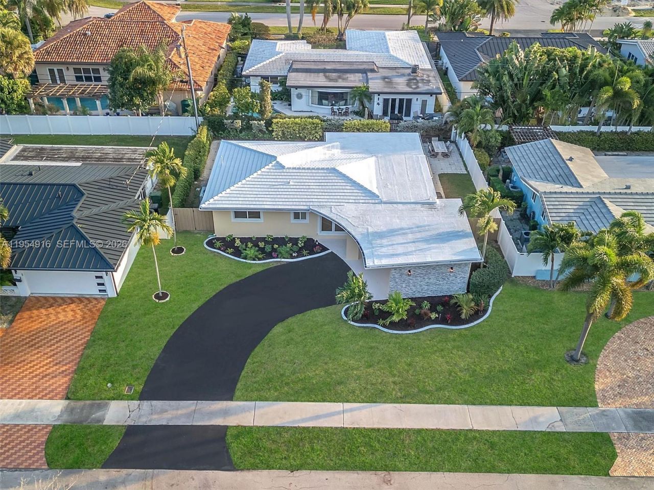 2144 NE 61st Ct, Fort Lauderdale, FL 33308 Photo