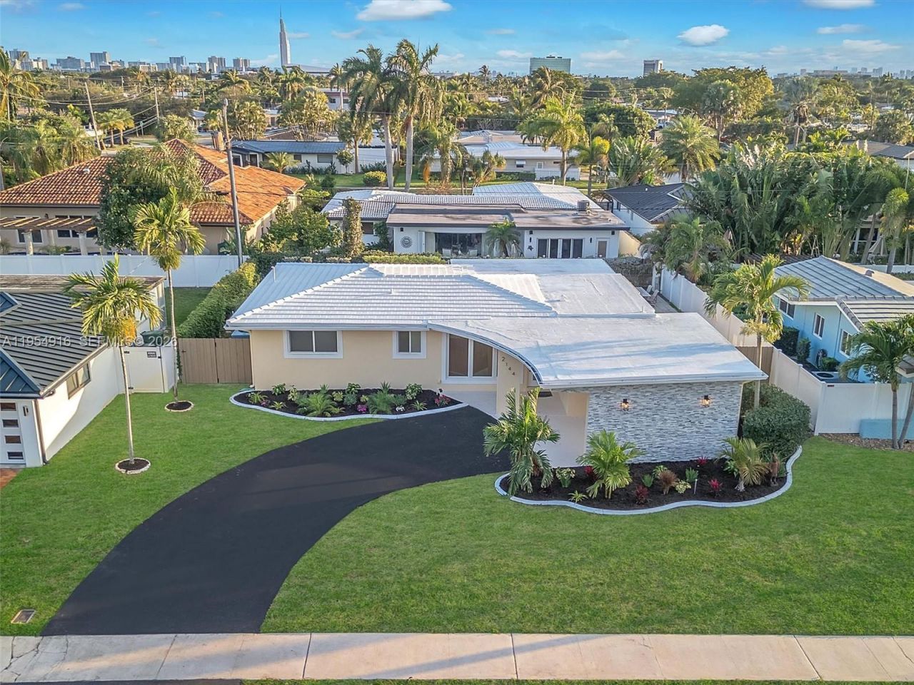 2144 NE 61st Ct, Fort Lauderdale, FL 33308 Photo