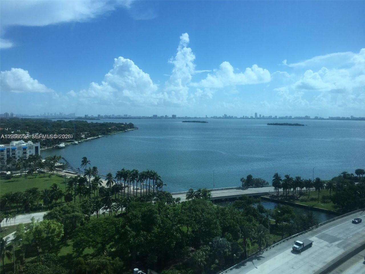 601 NE 36th St , Unit 1305, Miami, FL 33137 Photo