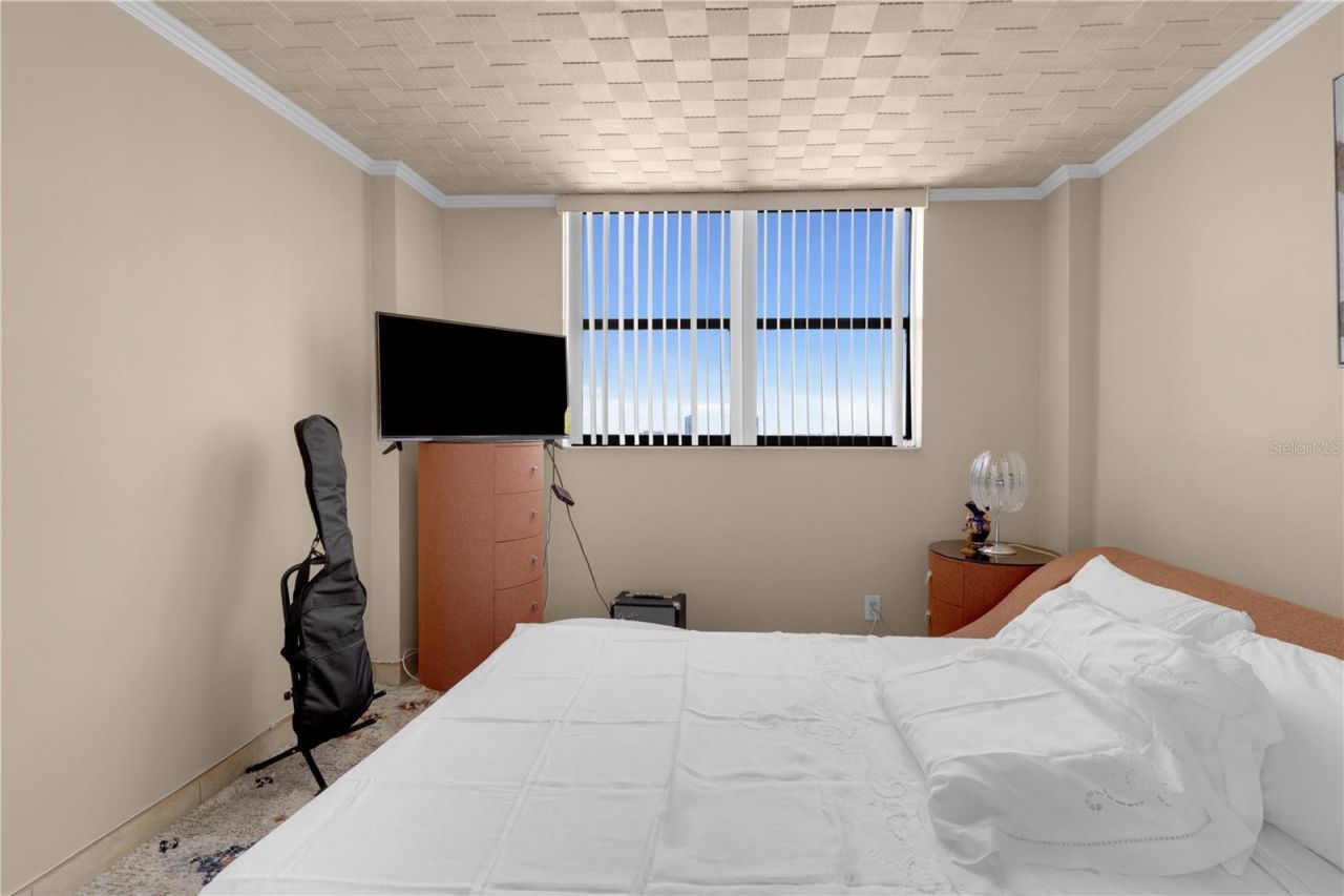 290 174 Street, Unit 1006, Sunny Isles Beach, FL 33160 Photo