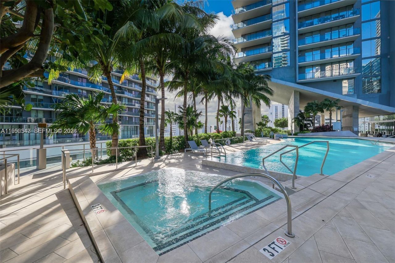 88 SW 7th St, Unit 2104, Miami, FL 33130 Photo