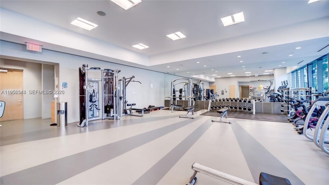 88 SW 7th St, Unit 2104, Miami, FL 33130 Photo