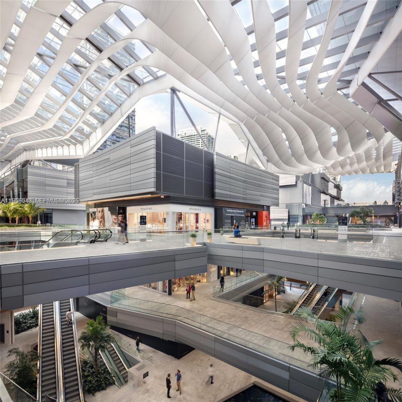 88 SW 7th St, Unit 2104, Miami, FL 33130 Photo