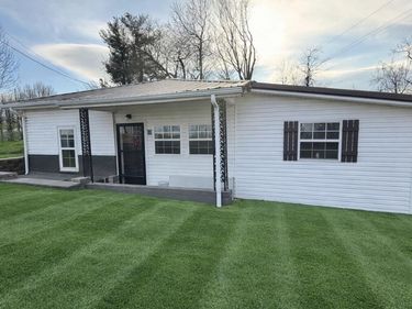 225 Shake Rag Road, Waynesburg, KY 40489