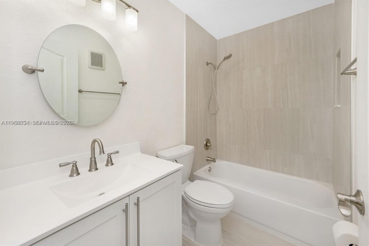 4465 SW 160th Ave , Unit 205, Miramar, FL 33027 Photo