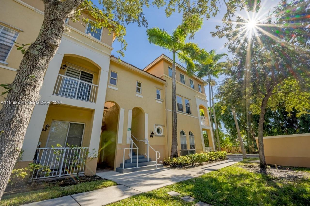 4465 SW 160th Ave , Unit 205, Miramar, FL 33027 Photo