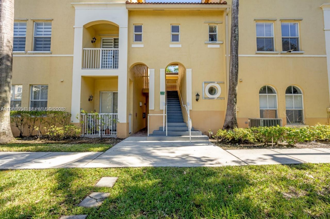 4465 SW 160th Ave , Unit 205, Miramar, FL 33027 Photo