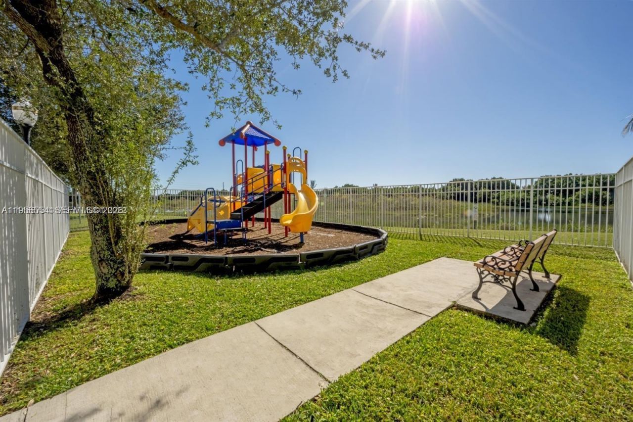 4465 SW 160th Ave , Unit 205, Miramar, FL 33027 Photo