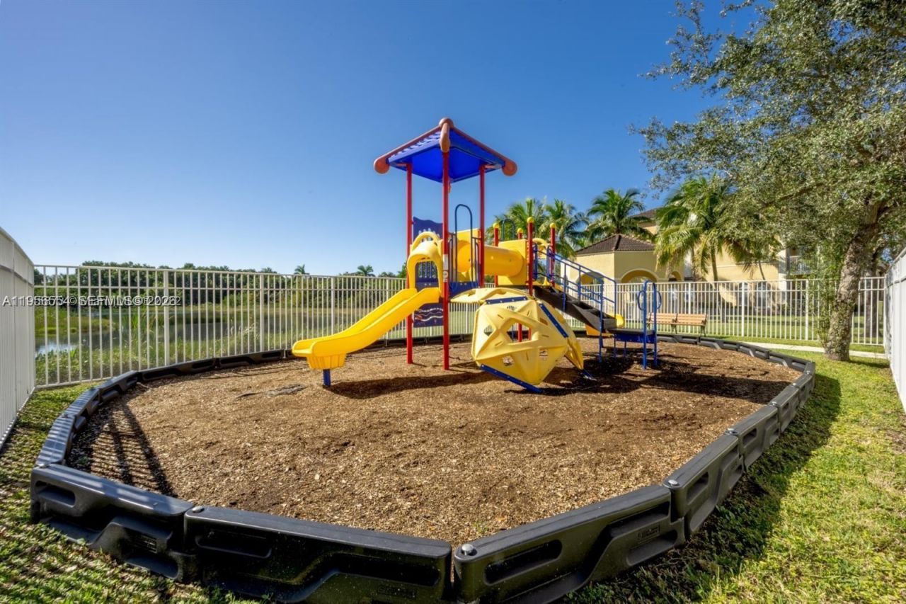 4465 SW 160th Ave , Unit 205, Miramar, FL 33027 Photo