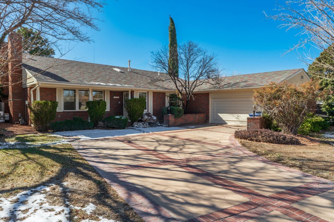 7112 Aztec Road Ne, Albuquerque, NM 87110 Main Photo