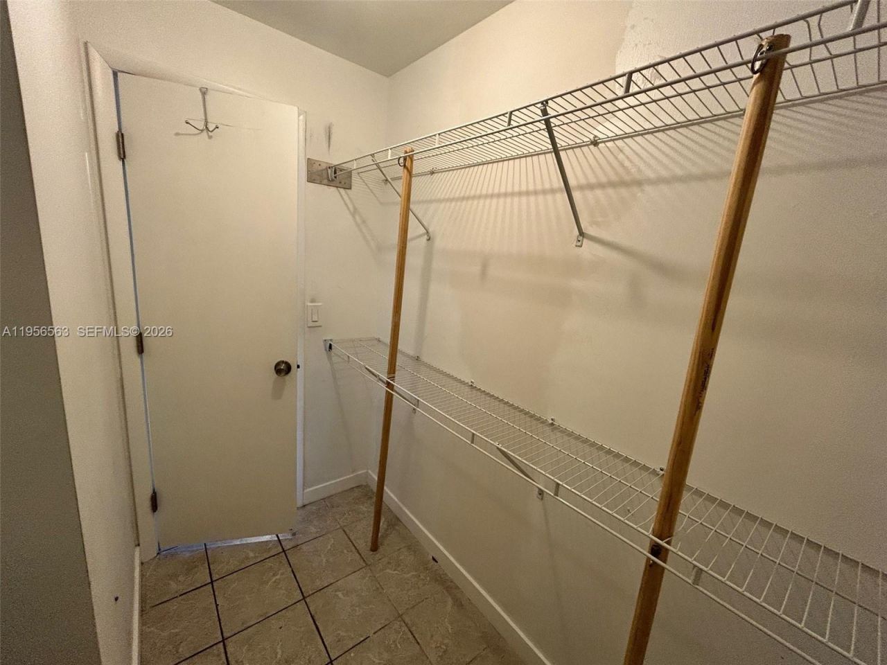 815 SW 30th St, Unit J, Fort Lauderdale, FL 33315 Photo