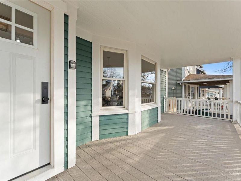 1942 Hewitt Avenue, Cincinnati, OH 45207 Photo 2