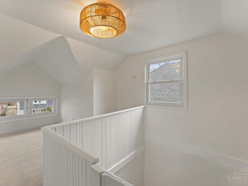 1942 Hewitt Avenue, Cincinnati, OH 45207 Photo 27