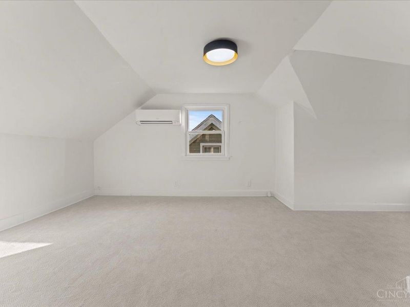 1942 Hewitt Avenue, Cincinnati, OH 45207 Photo 29