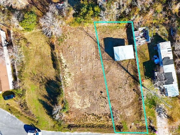 6031 Michelle Circle, Panama City, FL 32404