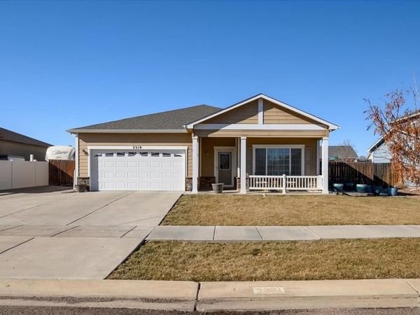 3319 Fox Den Ct, Pueblo, CO 81005