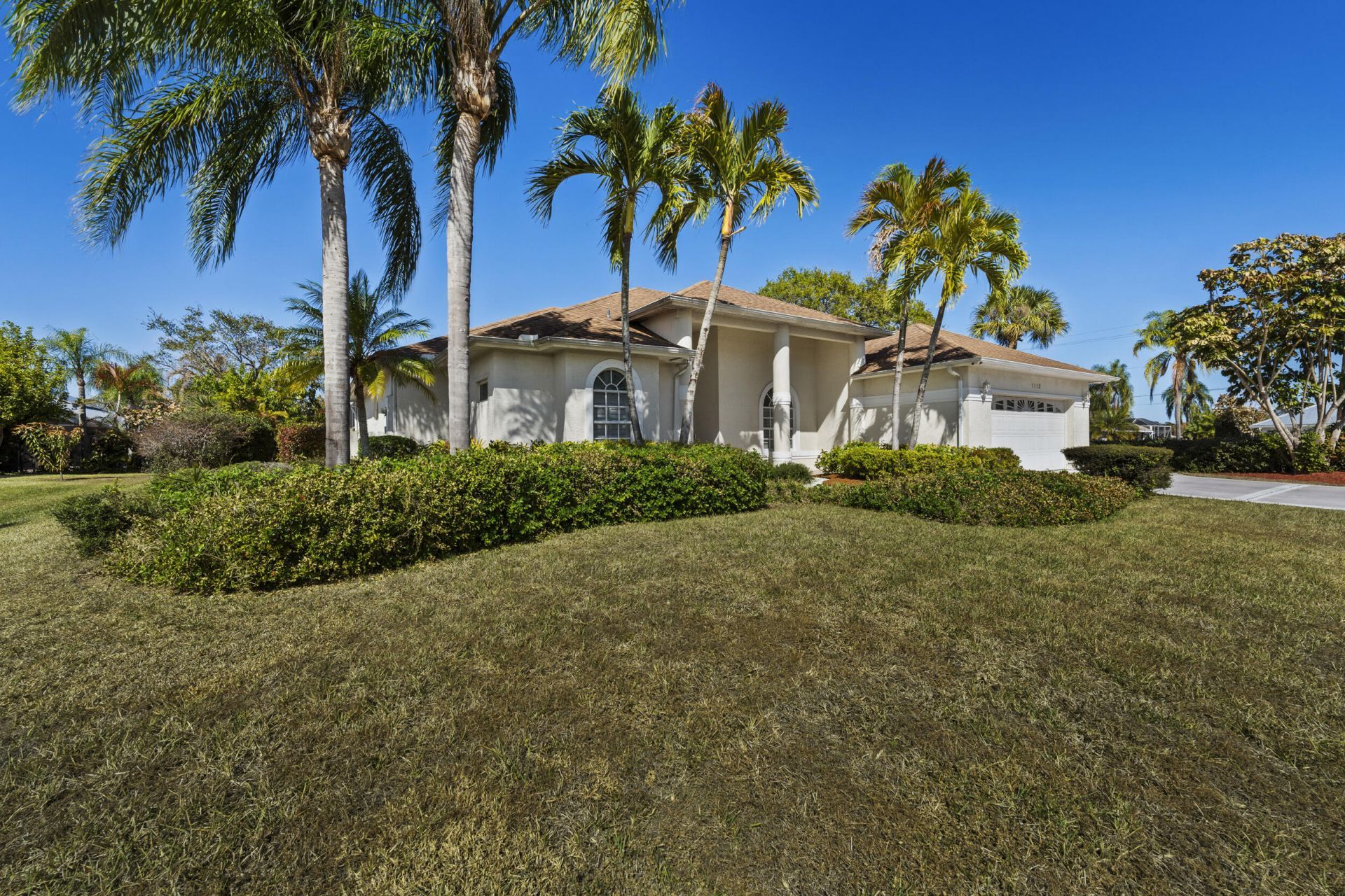 1112 SE Strathmore Drive, Port Saint Lucie, FL 34952 Photo