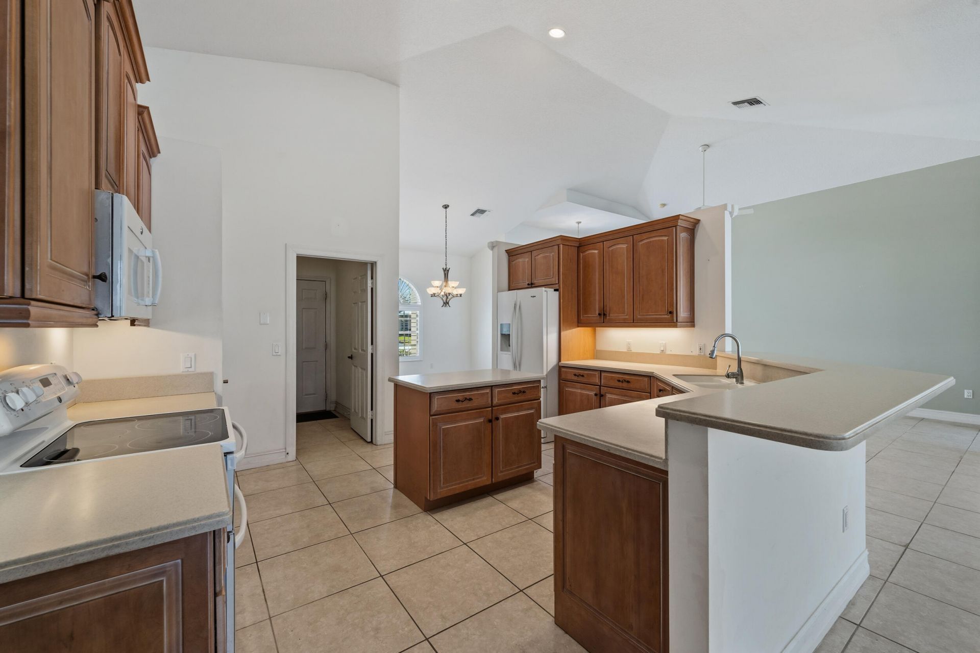 1112 SE Strathmore Drive, Port Saint Lucie, FL 34952 Photo