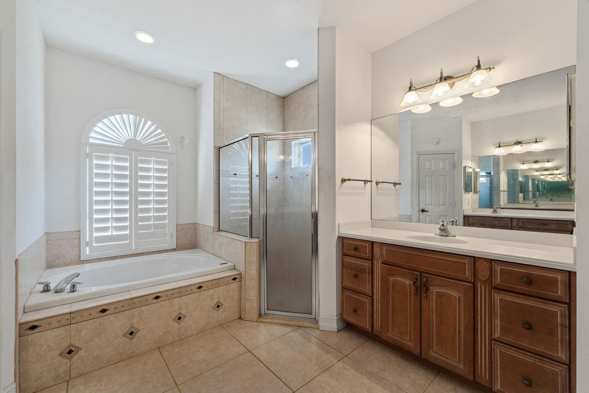 1112 SE Strathmore Drive, Port Saint Lucie, FL 34952 Photo