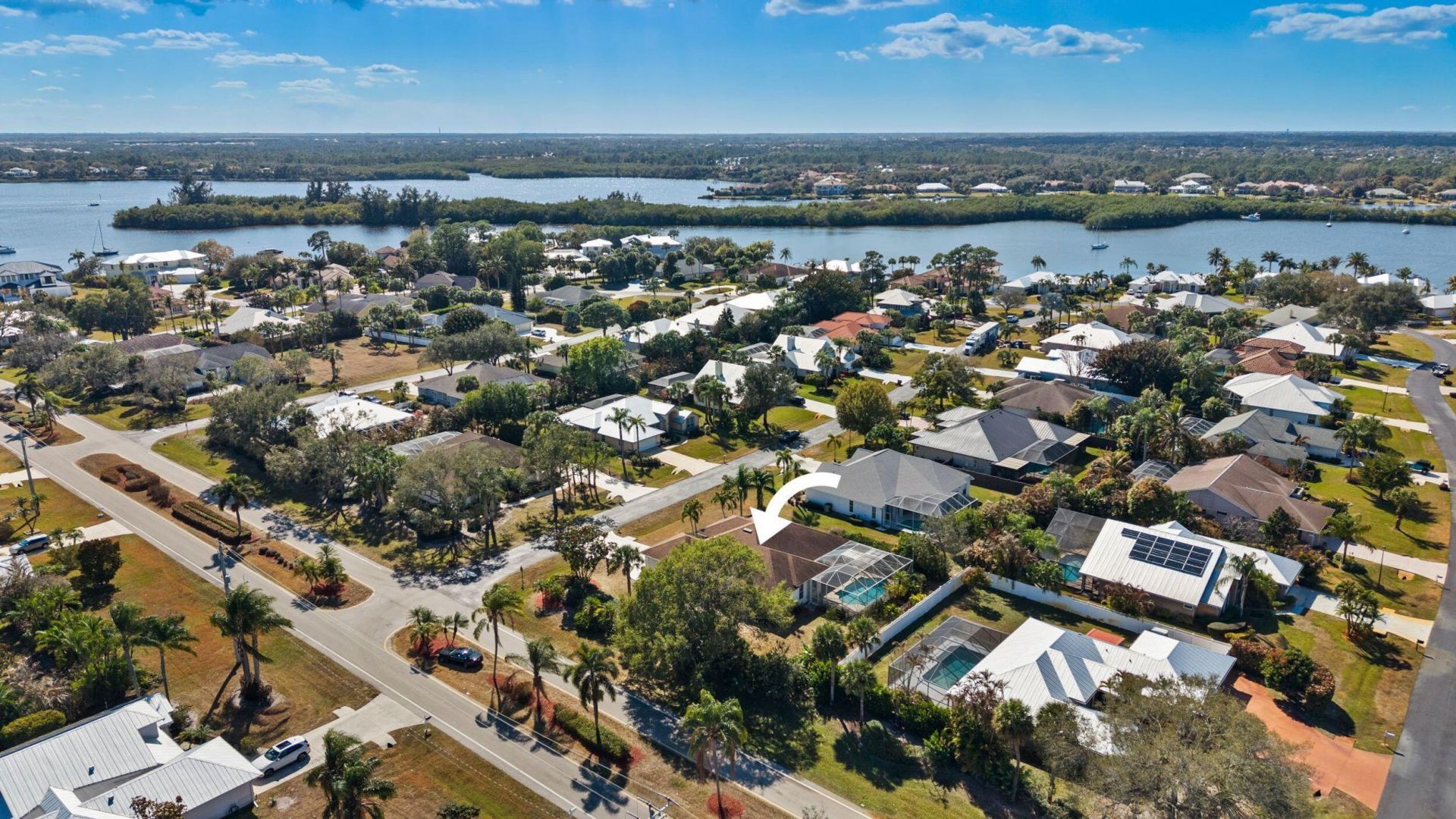 1112 SE Strathmore Drive, Port Saint Lucie, FL 34952 Photo