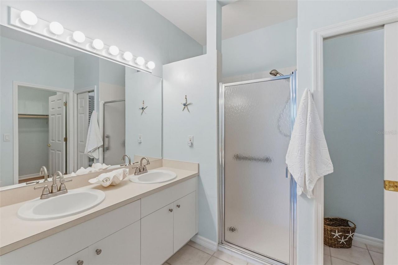 1777 Emerald Cove Circle, Cape Coral, FL 33991 Photo