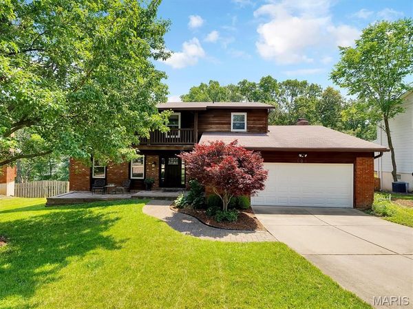 101 Strecker Road, Ellisville, MO 63011