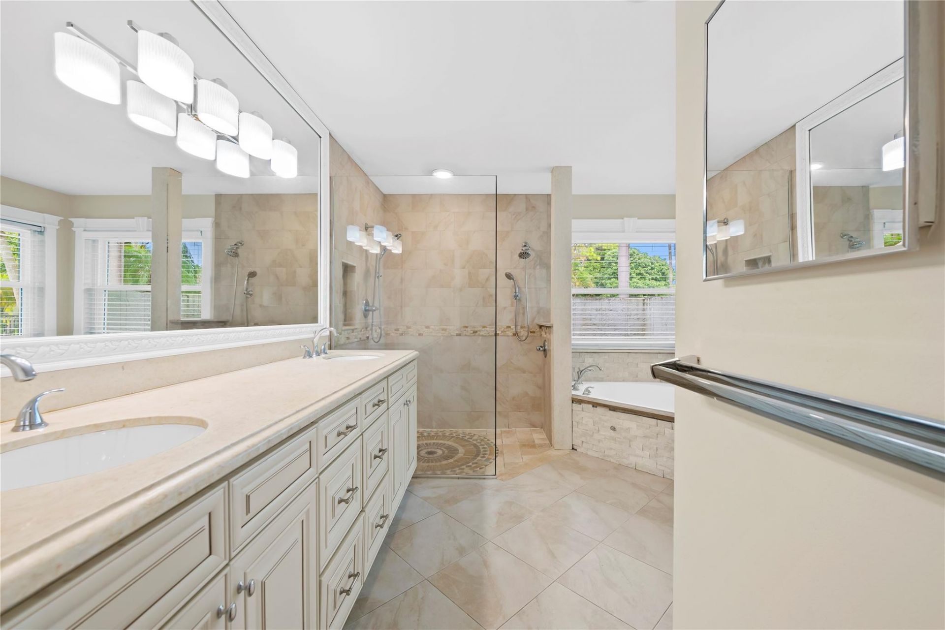 5321 NW 89th Drive, Coral Springs, FL 33067 Photo