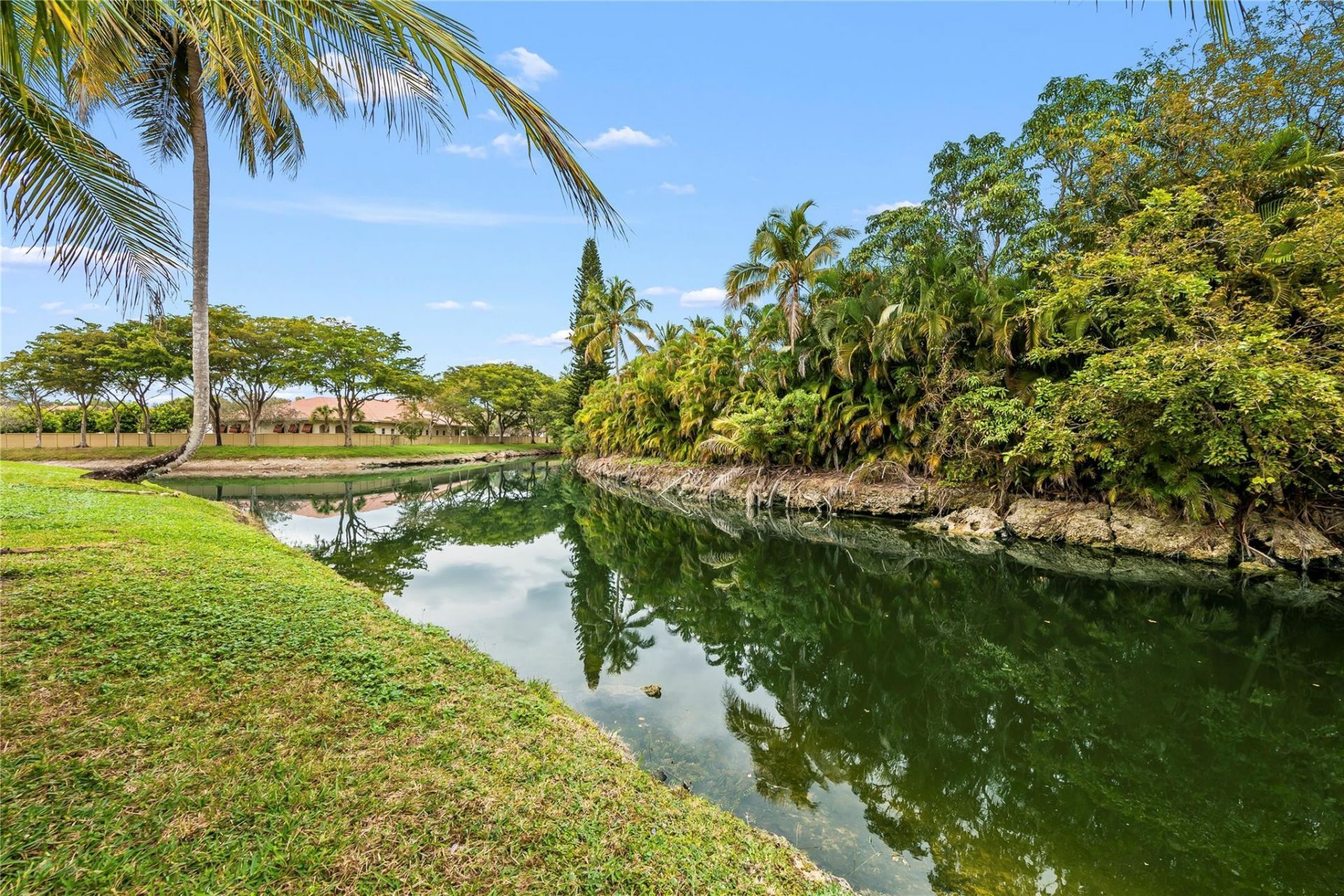 5321 NW 89th Drive, Coral Springs, FL 33067 Photo