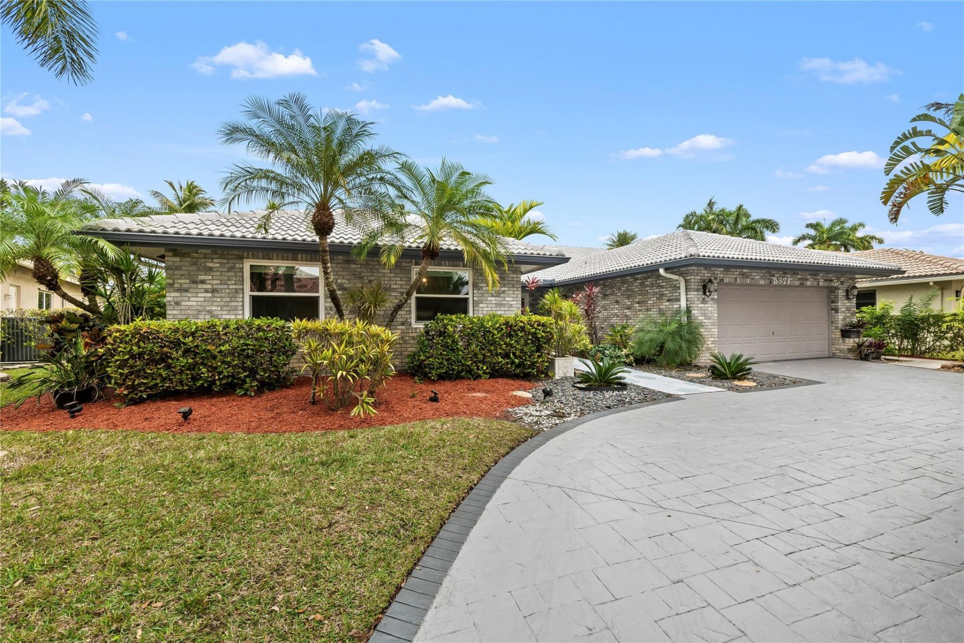 5321 NW 89th Drive, Coral Springs, FL 33067 Photo