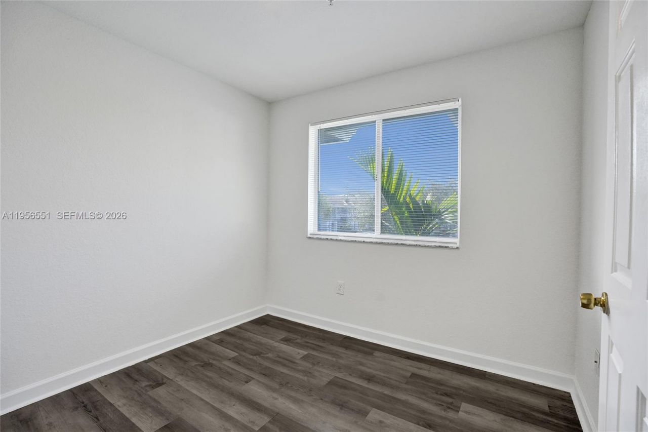 5409 SW 41st St, Unit 5409, Pembroke Park, FL 33023 Photo