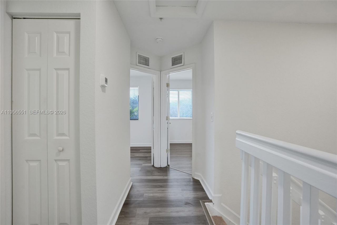 5409 SW 41st St, Unit 5409, Pembroke Park, FL 33023 Photo