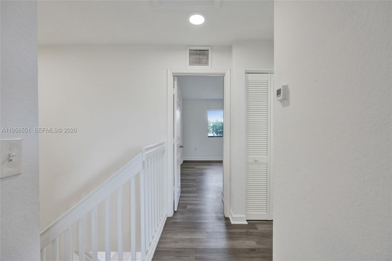 5409 SW 41st St, Unit 5409, Pembroke Park, FL 33023 Photo