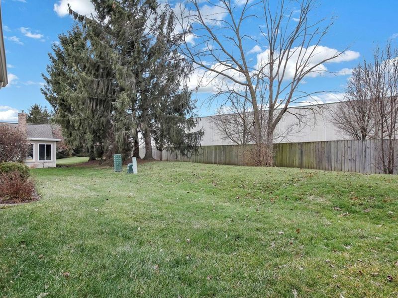 71 Villa Side Lane, Columbus, OH 43213 Photo 27