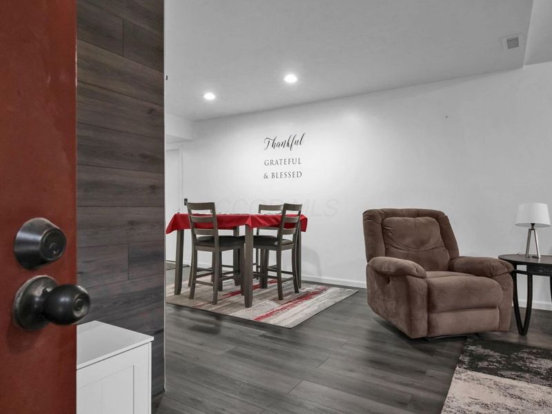 71 Villa Side Lane, Columbus, OH 43213 Photo 5