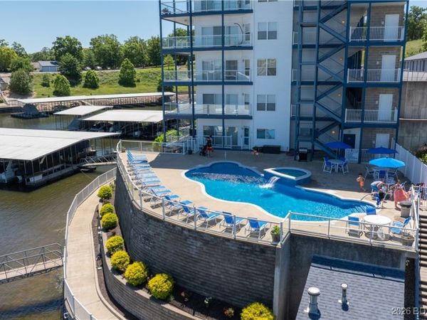 151 Upper Monarch Cove Drive, Unit 4A, Lake Ozark, MO 65049