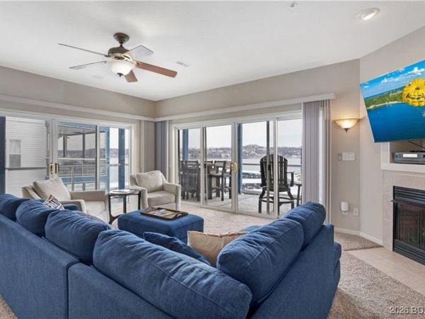 151 Monarch Cove Drive, Unit 4A, Lake Ozark, MO 65049