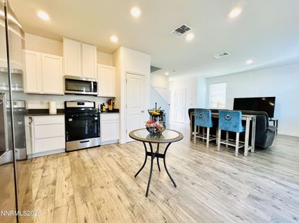 8727 Scenic Sky Drive, Reno, NV 89506 Photo