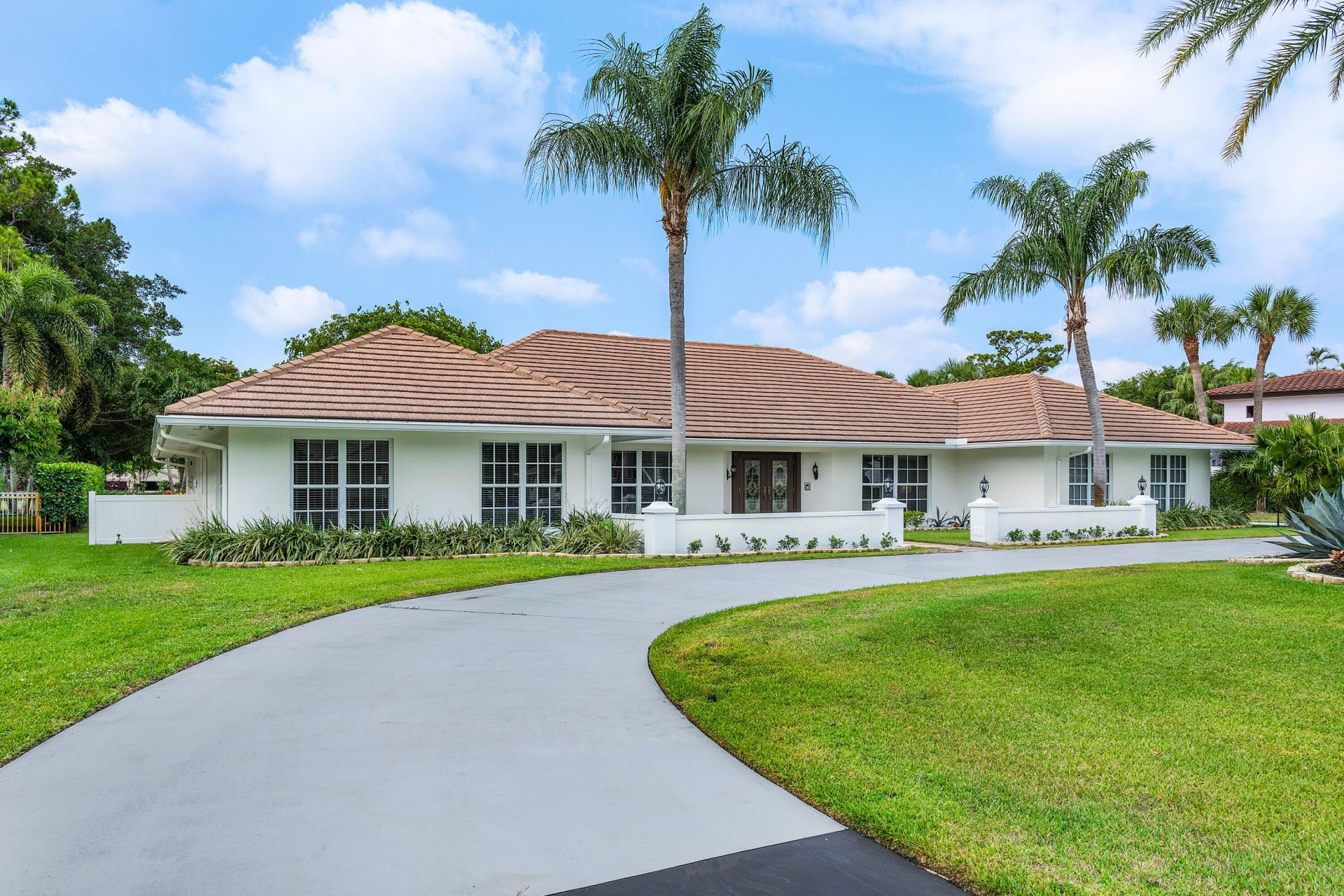 110 Glenbrook Court, Atlantis, FL 33462 Photo