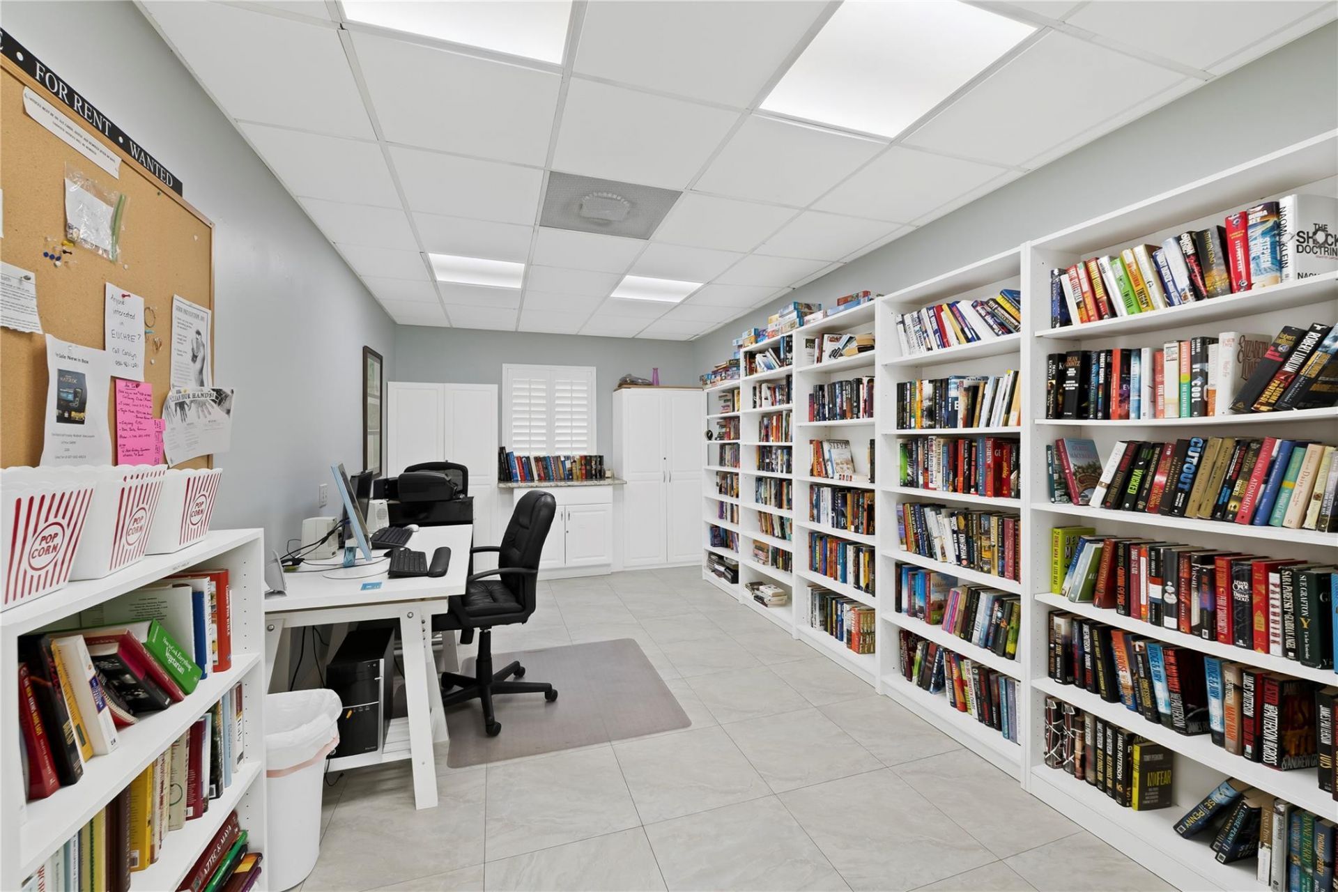 2460 SW 22nd Ave, Unit 810, Delray Beach, FL 33445 Photo