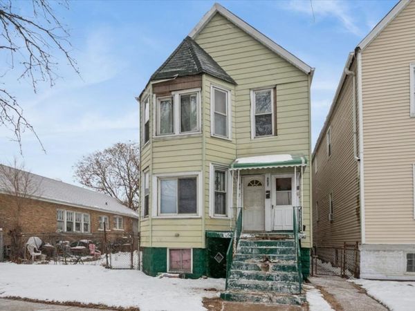6027 S Loomis Boulevard, Chicago, IL 60636