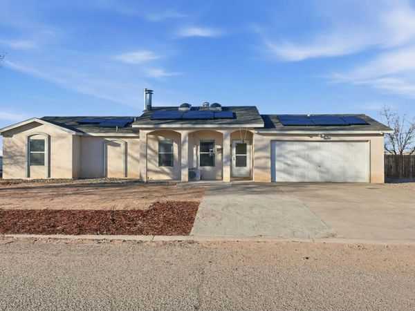 19 Owens Drive, Los Lunas, NM 87031