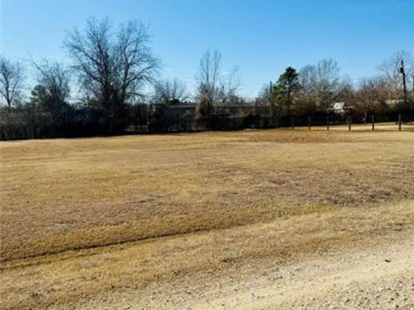 8925 Cypress Street, Kingston, OK 73439