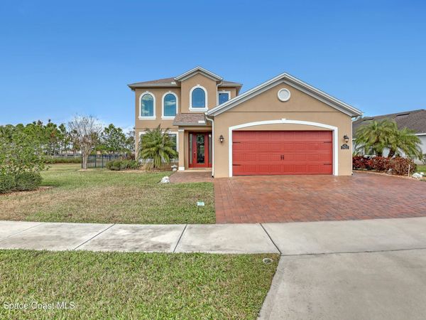 7922 Strom Park Drive, Melbourne, FL 32940